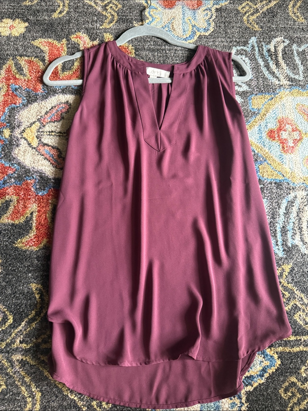 LOFT Sleeveless V-Notch Camisole in Wine